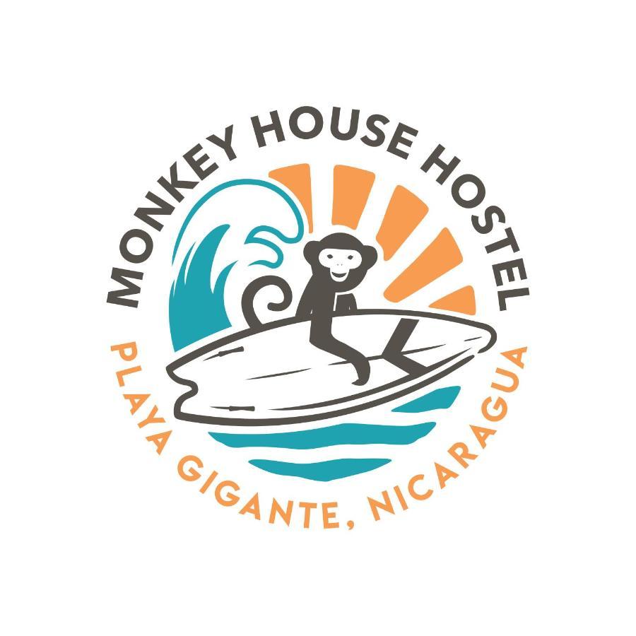 Monkey House Hostel โตลา ภายนอก รูปภาพ